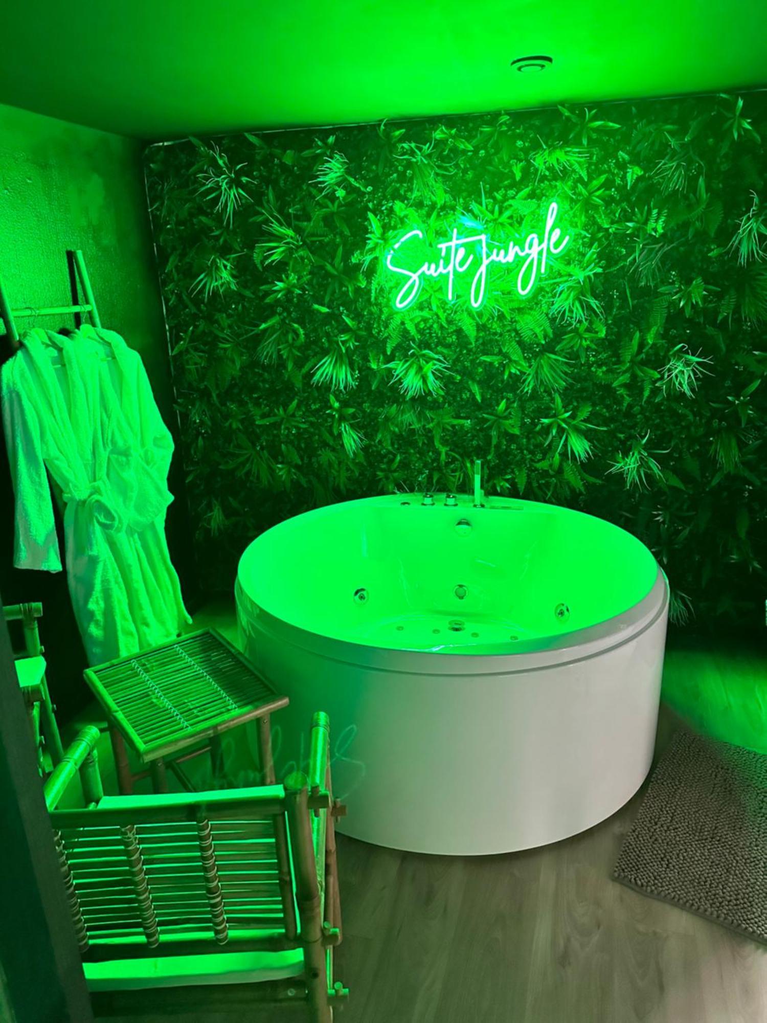 Jungle Apartment
